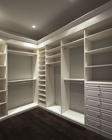 custom made closet designs.